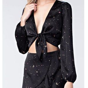 Honey Punch Star Printed Tie Front Top